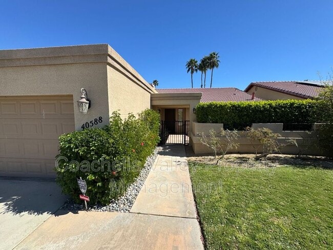 Building Photo - 40588 Clover Ln