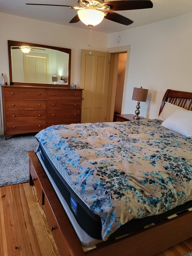 Building Photo - 25 Beech St