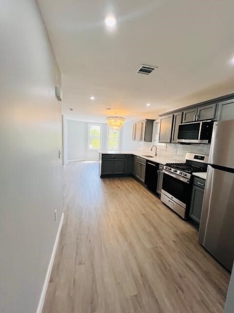 Building Photo - 607 Garfield Ave