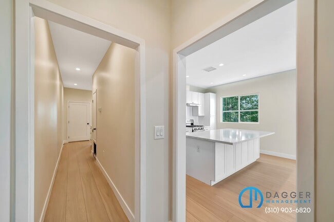 Building Photo - 2800 Winter St