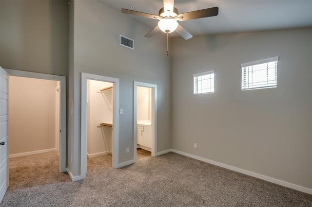 Building Photo - 619 Harvest Moon Dr
