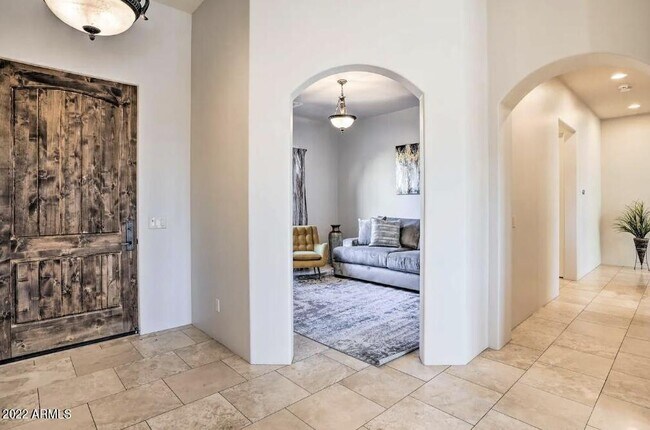 Building Photo - 13639 E Hedgehog Pl