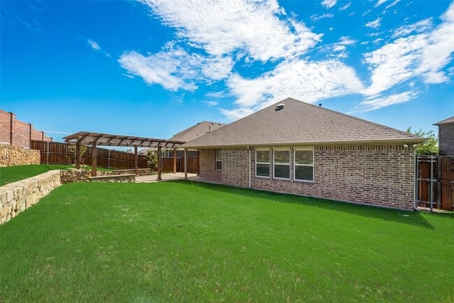 Building Photo - 601 Elm Creek Dr