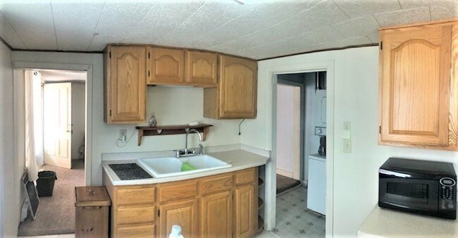 Building Photo - 1 br, 1 bath House - 168 E POMFRET ST- UNIT B