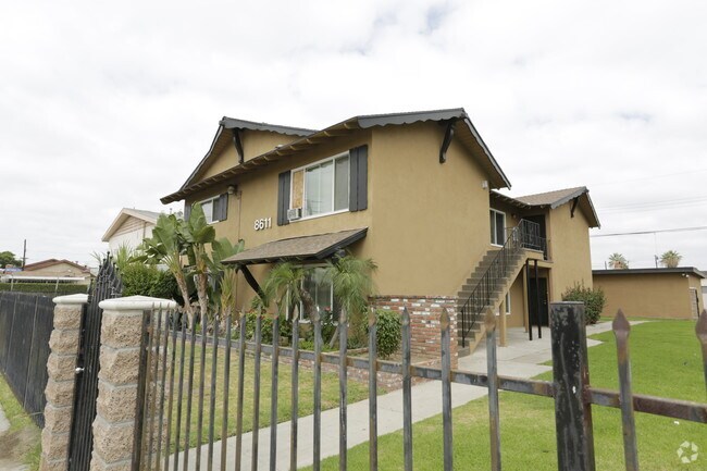 Building Photo - 8611-8621 Cerritos Ave