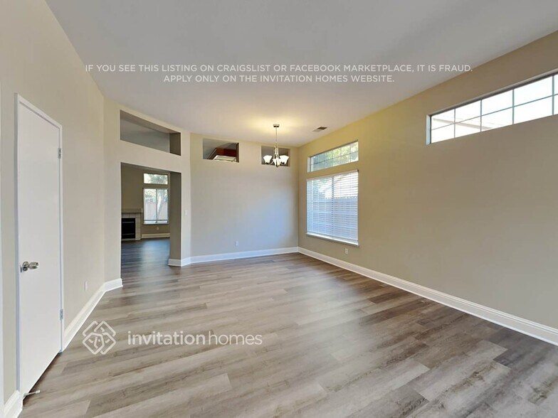 Building Photo - 1633 Northwood Dr