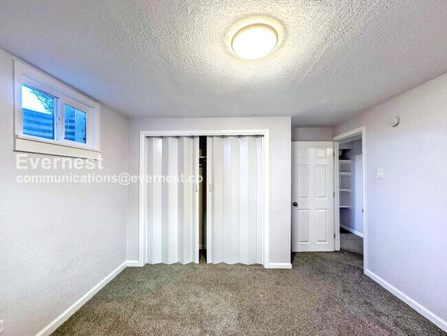 Building Photo - 2755 N Humboldt St