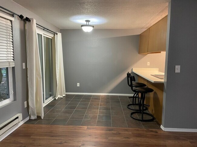 Building Photo - 19853 25th Ave NE