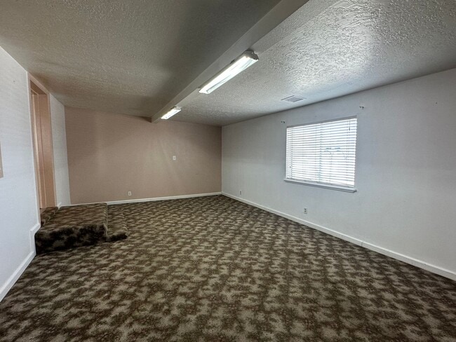 Building Photo - 13 A Rd 5481