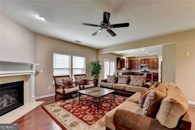 Building Photo - 4228 Woods Creek Ln