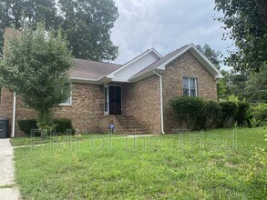 Building Photo - 1605 Pear Tree Ln