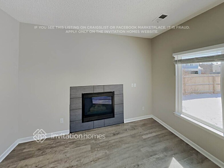 Building Photo - 3544 S Ceylon Way