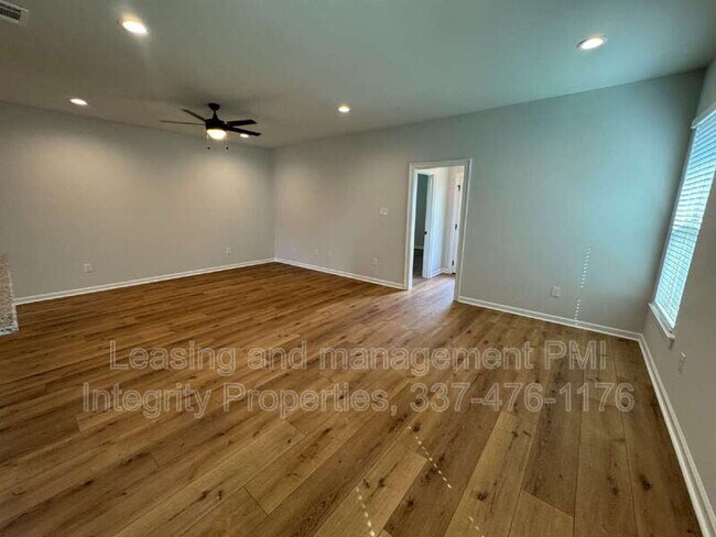 Building Photo - 213 Tatum Ln