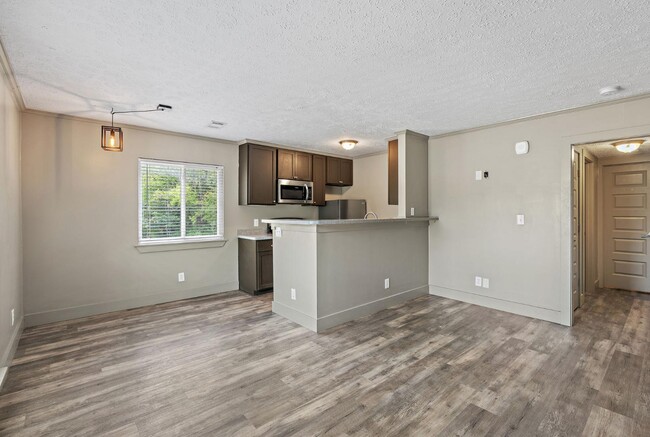 Building Photo - TreeTop