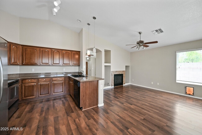 Building Photo - 16036 N 11th Ave