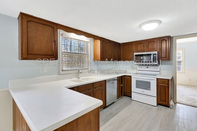 Building Photo - 321 Shaftesbury Ln