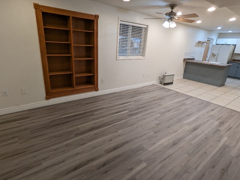 Building Photo - 571 W 4000 S