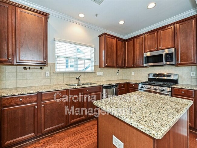 Building Photo - 14604 Monferrato Way