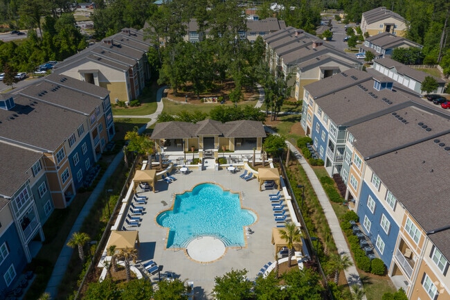 Building Photo - Amberleigh Shores