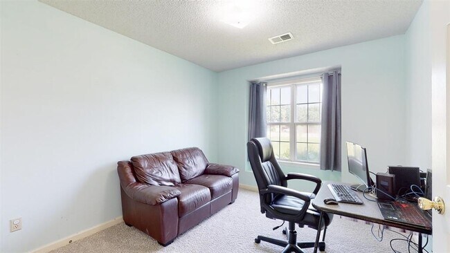 Building Photo - 195 Cross Point Dr