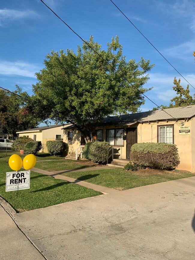 Primary Photo - 595 S 2nd St