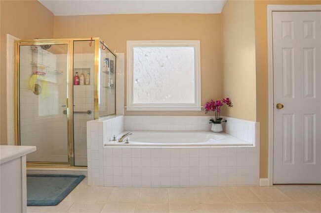 Building Photo - 2835 Olde Town Park Dr
