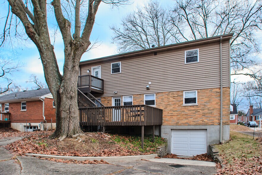 Building Photo - 2784 Breezy Way