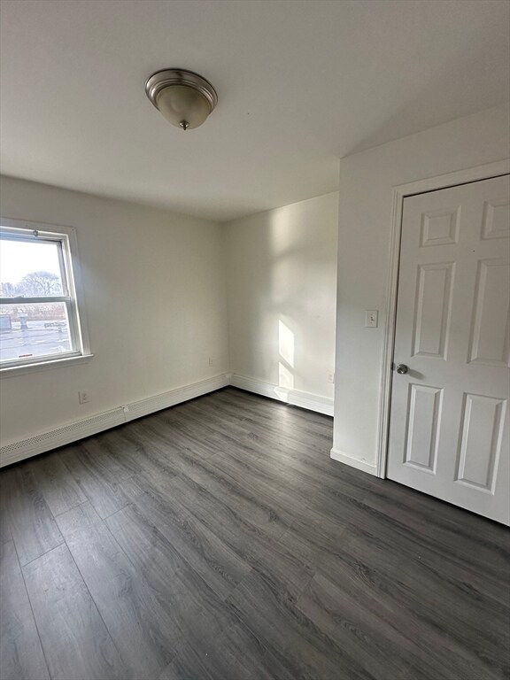 Building Photo - 14 2nd St