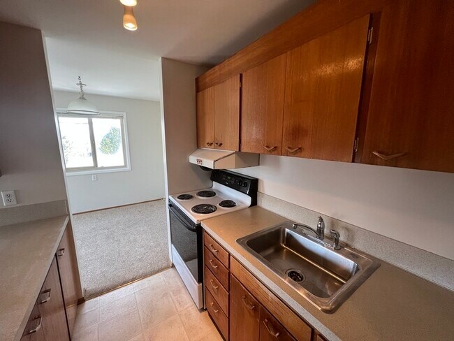 Building Photo - 1505 E Galer St