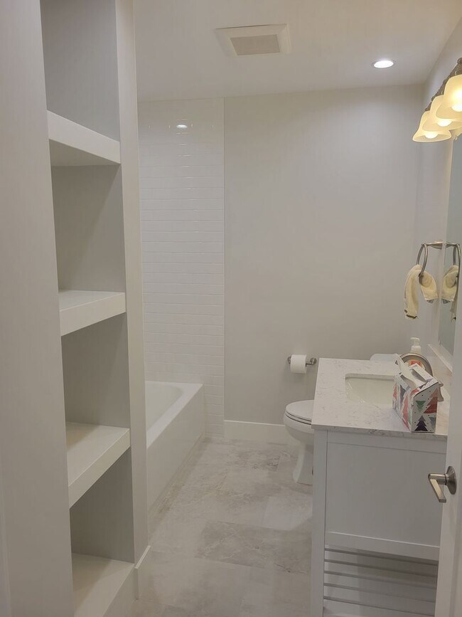 Building Photo - Namm Properties