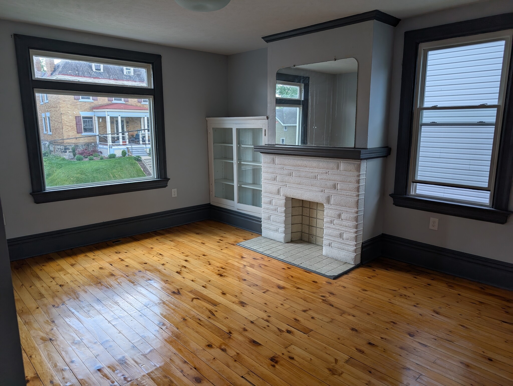 Building Photo - 430 Dawson Ave