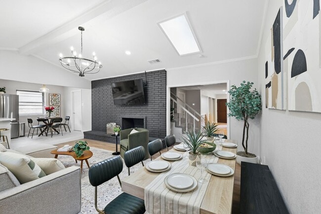 Building Photo - Luxury 5-Bedroom Retreat with Pool & Game Room