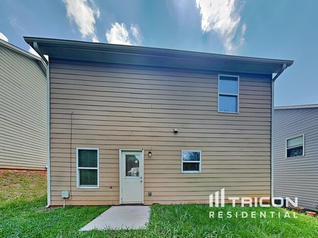 Building Photo - 55 Wyndham Ct