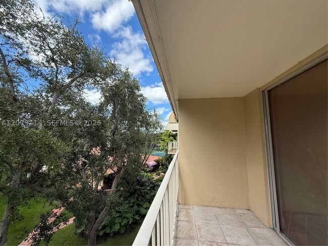 Building Photo - 13100 SW 92nd Ave