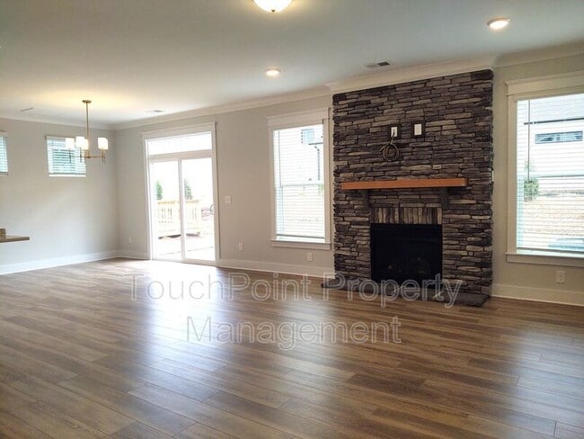 Building Photo - 4013 Belle Landing Rd