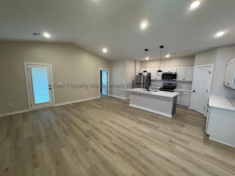 Building Photo - 12502 Northstar