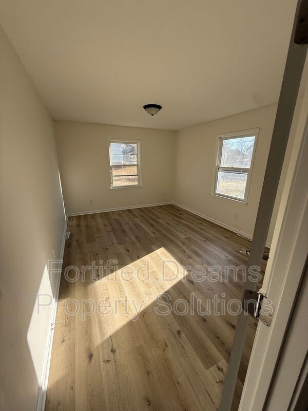 Building Photo - 176 Coble Cir