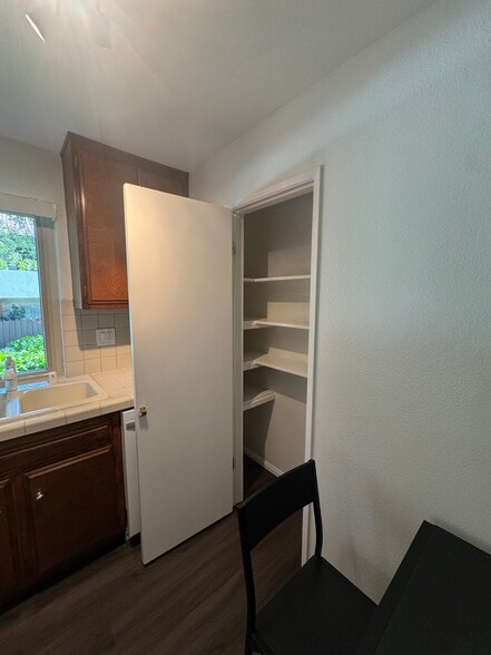 Building Photo - 31505 Lindero Canyon Rd