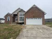 Building Photo - Gorgeous Single Family Home in Clarksville