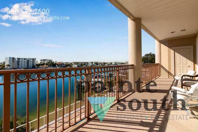 Building Photo - Furnished Condo in Destin!