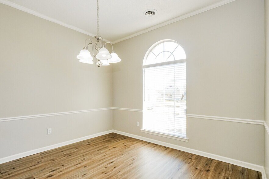 Building Photo - 4455 Jonsey Ln