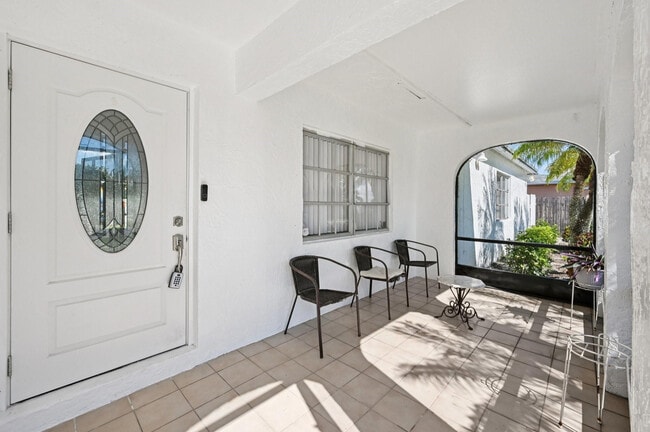 Building Photo - 4549 Baldric St