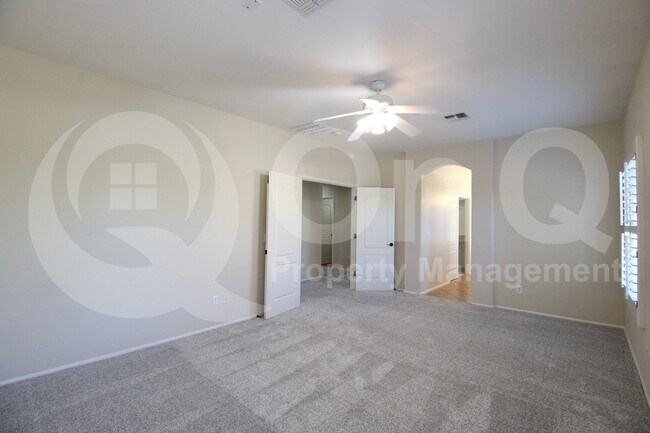 Building Photo - 16803 N 50th Way