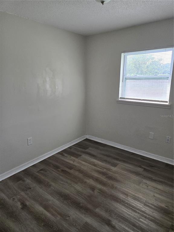 Building Photo - 1343 Croyle Dr
