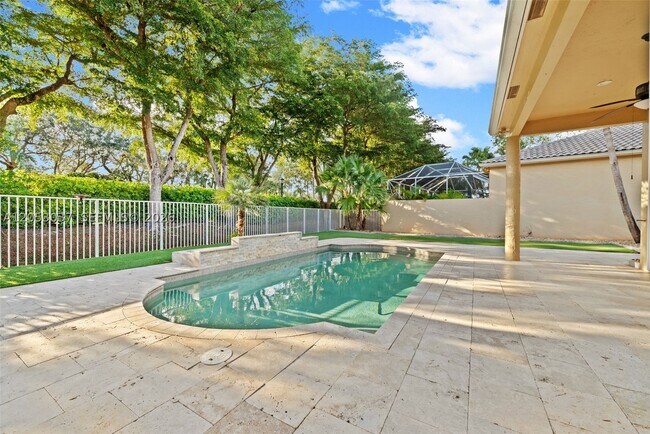 Building Photo - 2497 Bay Isle Dr