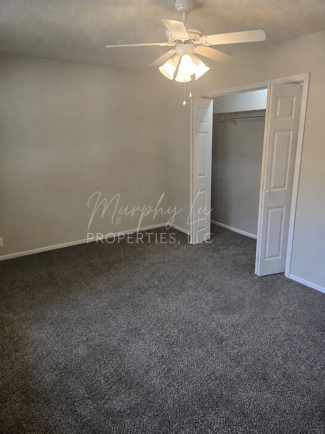 Building Photo - 1601 Tamara Dr