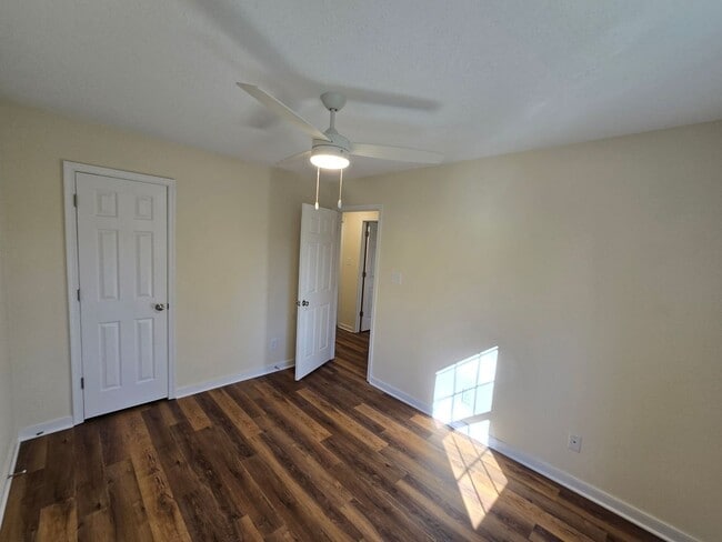 Building Photo - REMODELED - 3 bedroom house in Petersburg