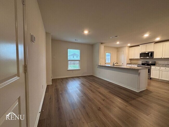 Building Photo - Coming Soon!