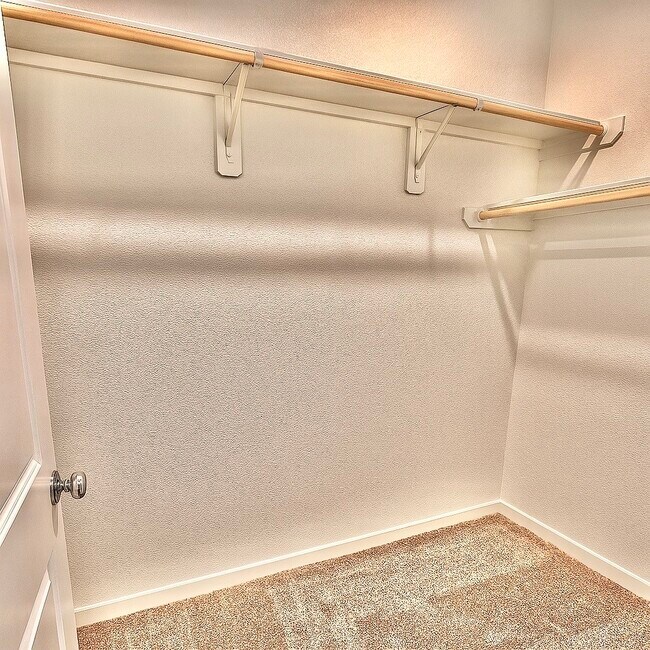 Building Photo - 9638 Lily Vis Ln