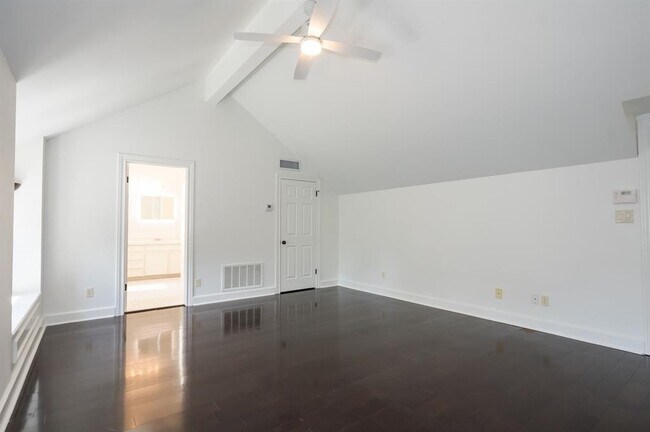Building Photo - 1804 Polo Rd